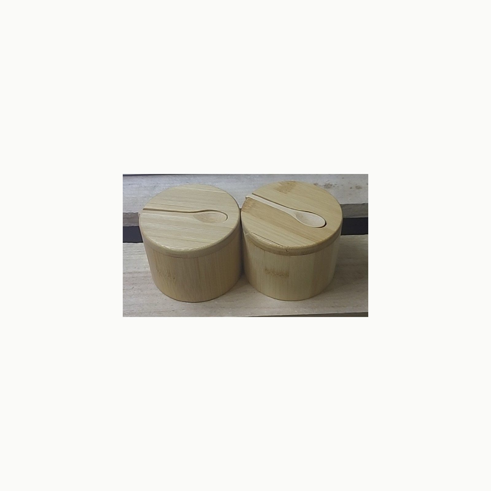 Wvu & Wvo 2 botes de sal de bambú, 6 oz con tapa giratoria magnética y