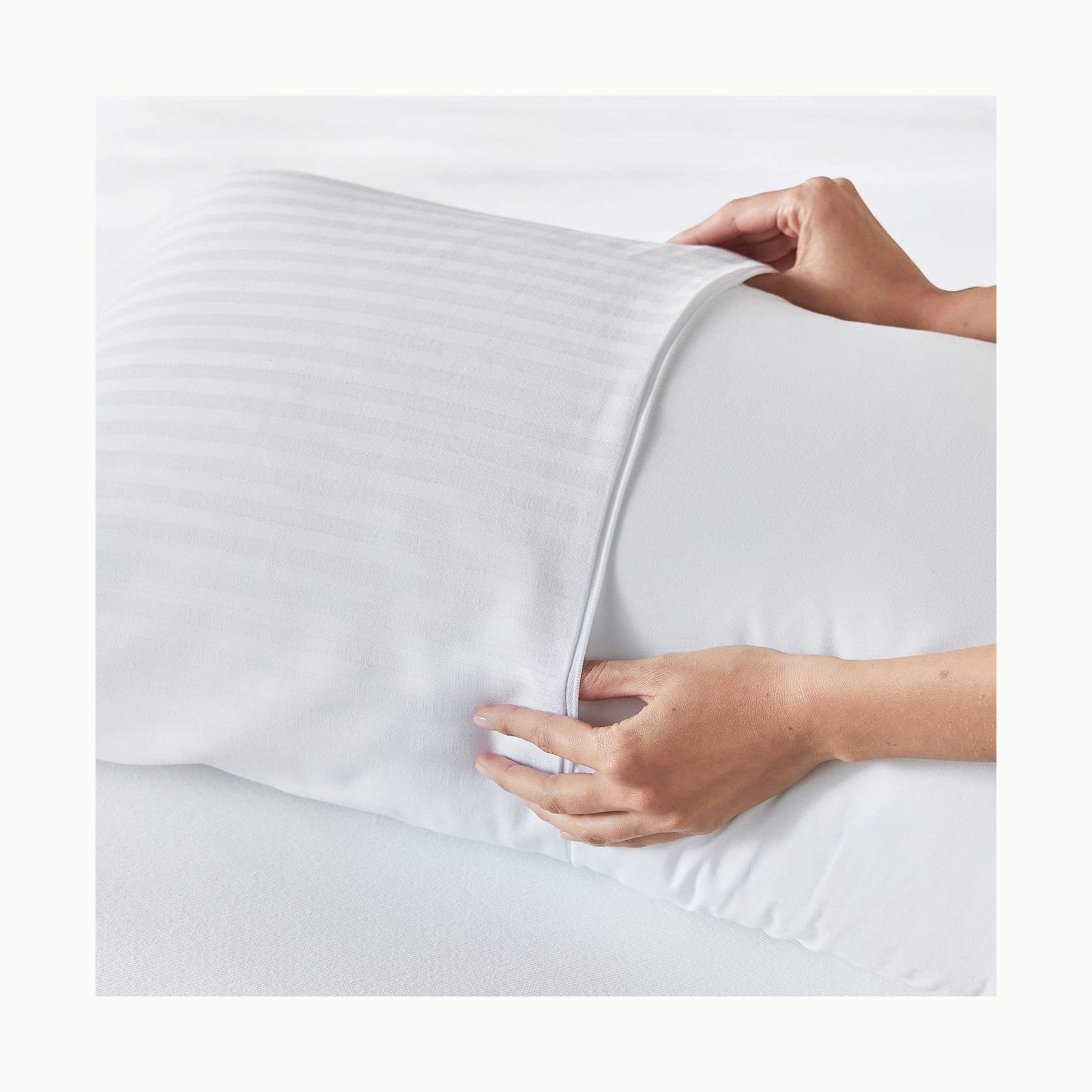 Taie doreiller imperméable Pikolin Home -Taie doreiller en tissu